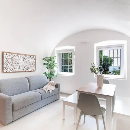 Апартаменти Memories Garden