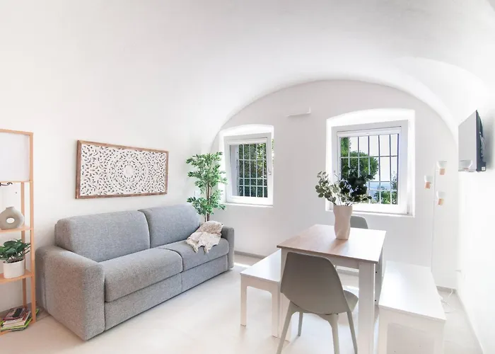 Апартаменти Memories Garden